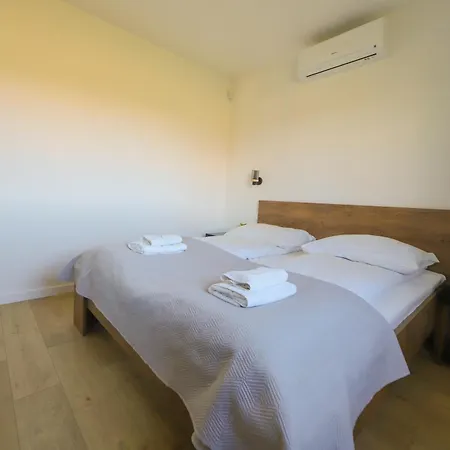 別荘 Aurora ミエレンコ