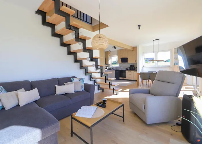 Aurora 別荘 ミエレンコ